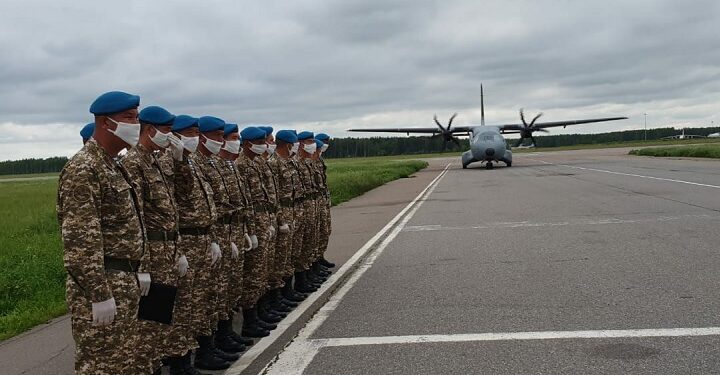 Казахстанские военные. Optimism.kz