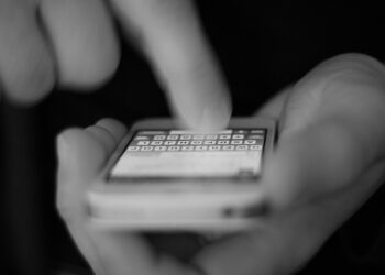 Телефон, SMS. Optimizm.kz