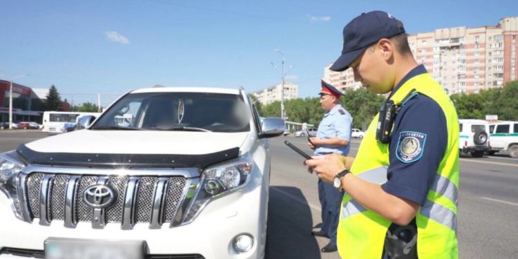 Около 26 млн тенге взыскано с должников в ВКО