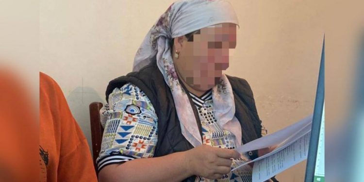 Педагог хотел закрыть кредит, но нарвался на мошенницу в Шымкенте