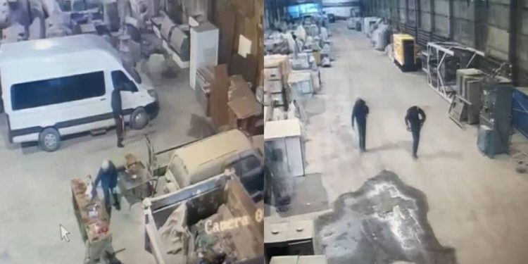 Электрический кабель вынесли со склада двое мужчин в Астане