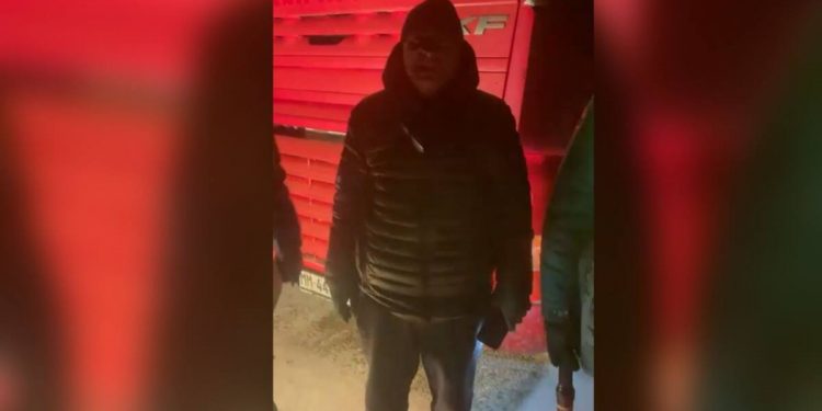 Гражданин Грузии поблагодарил акмолинских патрульных за неравнодушие и помощь