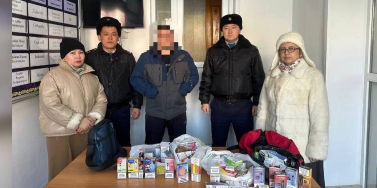 “Одноразки” продавал мужчина школьникам в Аркалыке