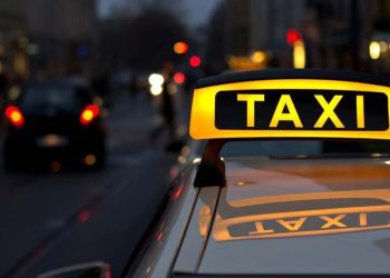 “Трезвый водитель” обокрал пьяную клиентку в Астане