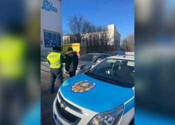 Водителя авто, загородившего проезд карете скорой помощи, наказали в Павлодаре