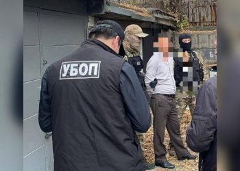 Вымогавшего у бывшей миллионы мужчину арестовали в Шымкенте