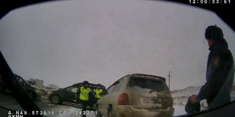100 км шла погоня за водителем, не подчинившемся требованиям полицейских