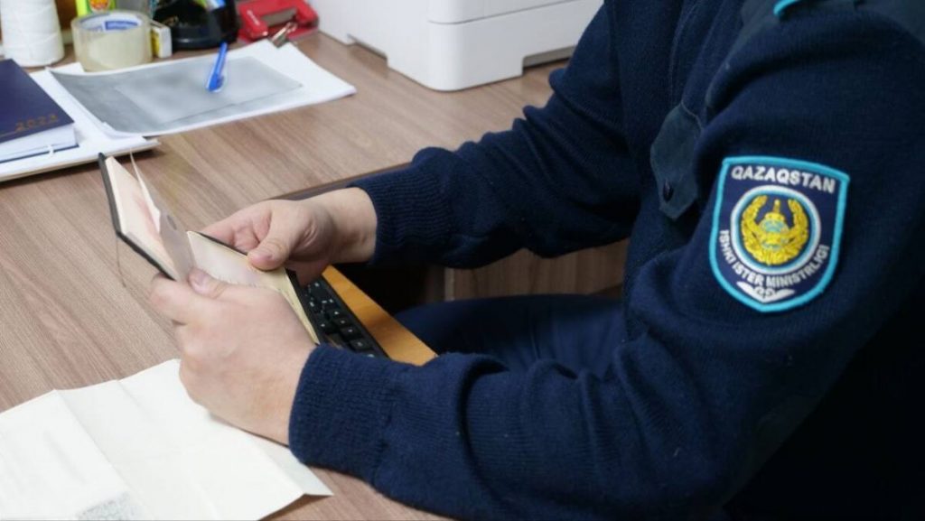 Профилактическую работу с лицами, состоящими на контроле, проводят в Экибастузе