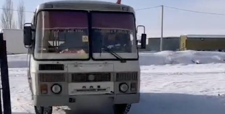 Водитель школьного автобуса без соответствующей категории разъезжал по Актобе