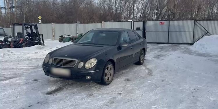 Автомобиль с несуществующим госномером выявили полицейские Кокшетау