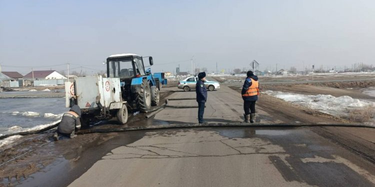 170 сотрудников полиции задействованы в противопаводковых работах в Павлодарской области