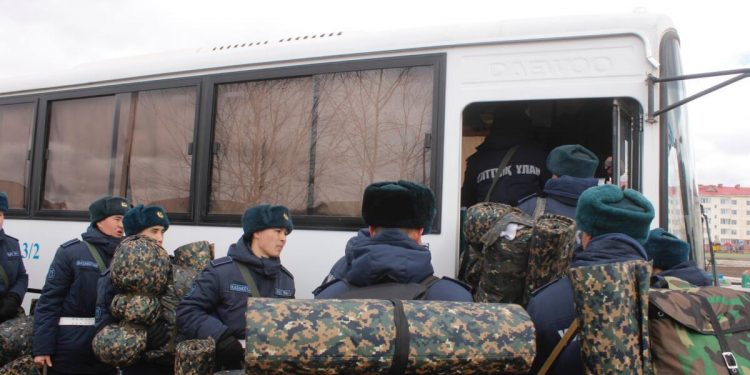Более тысячи гвардейцев спешат на помощь в зоны подтопления
