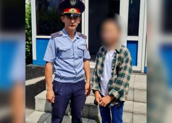12-летнюю девочку нашли на трассе в Акмолинской области