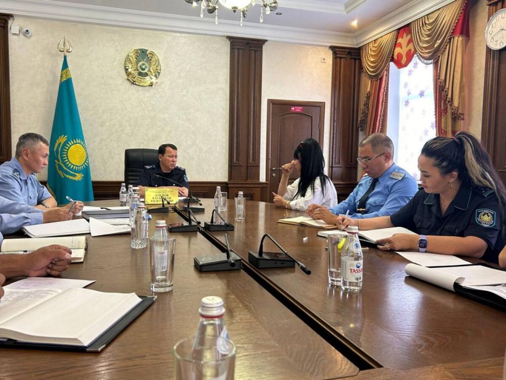 Начальник ДП Алматинской области встретился с жителями Жамбылского района