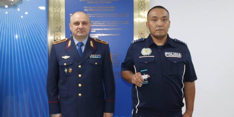 Отличившихся сотрудников полиции поощрили в павлодарском полицейском ведомстве