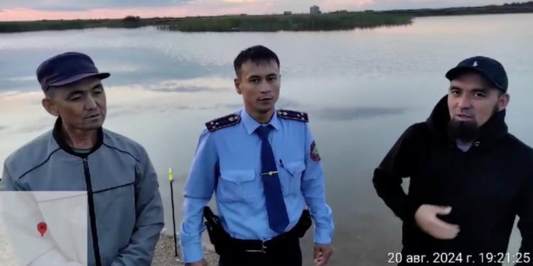 Успешная спасательная операция: акмолинские полицейские спасли тонущих рыбаков